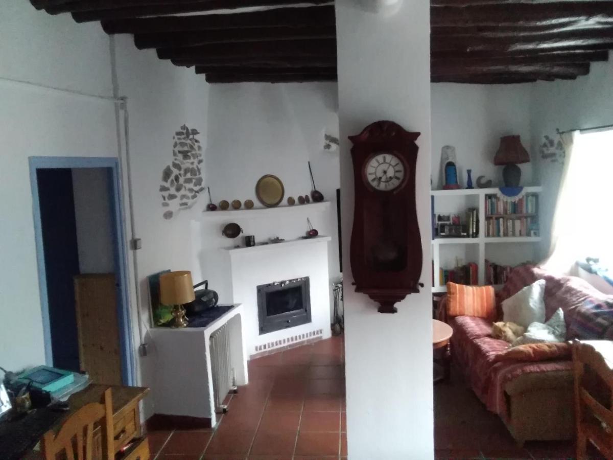 La Flecha Hostel Abrucena 外观 照片